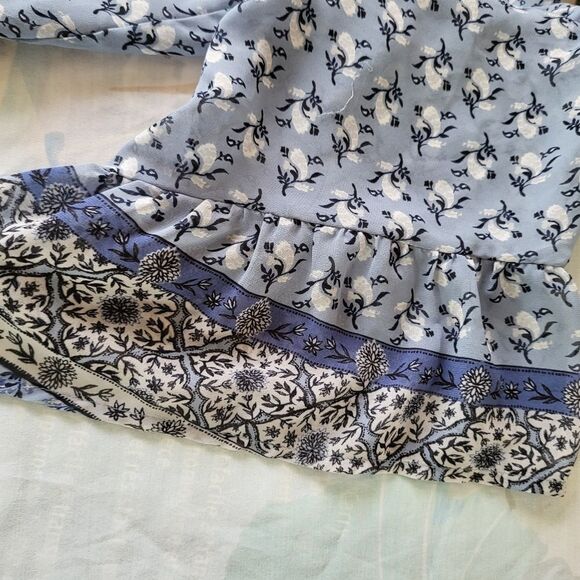 Boho Flowy Top with Ruffle Sleeves - Large - Picture 4 of 4